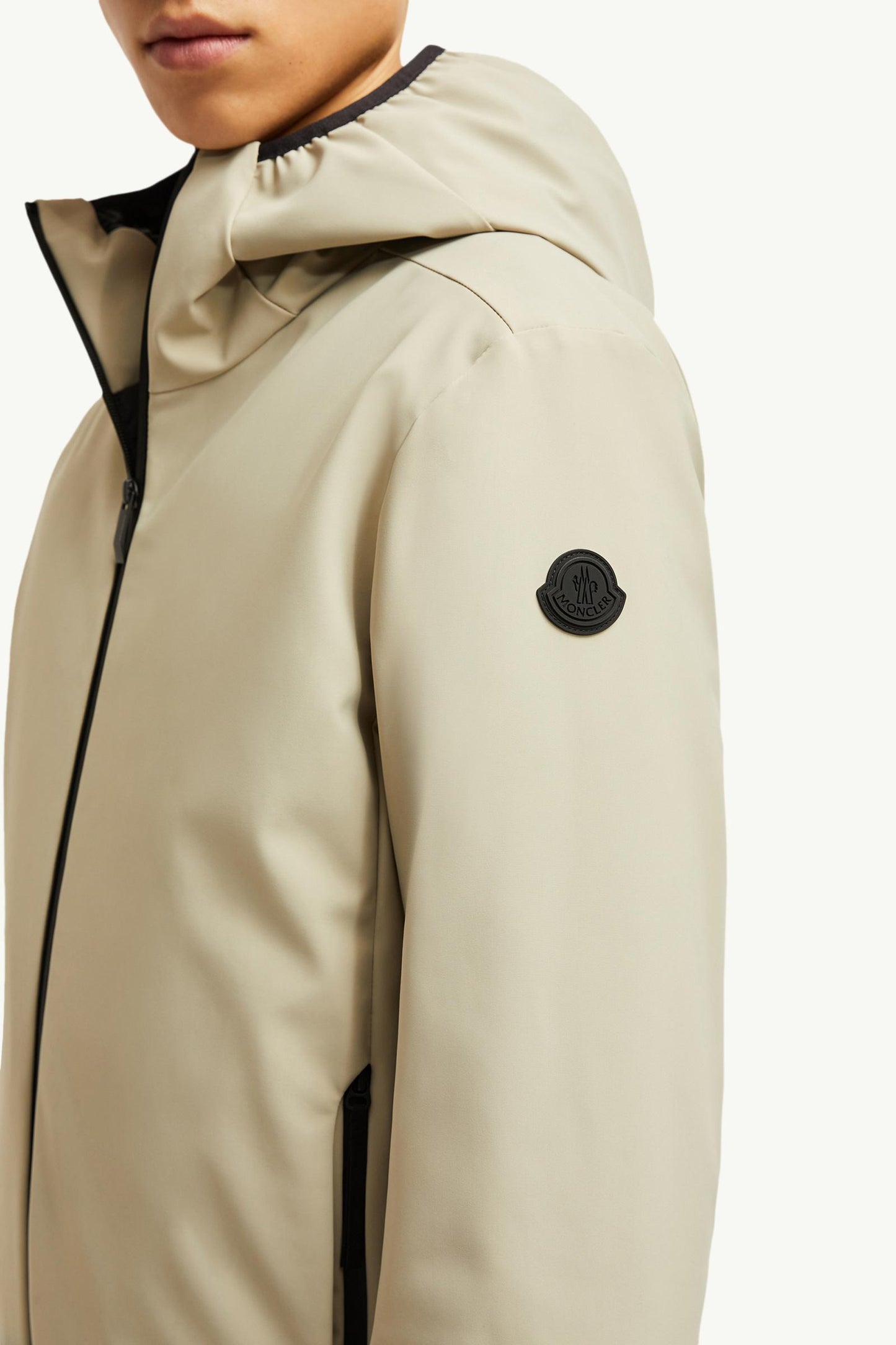 Chalves Hooded Short Down Jacket
