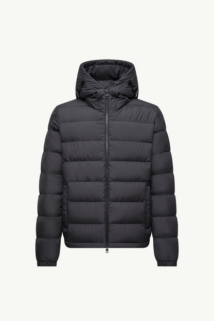 Laveraet Hooded Short Down Jacket